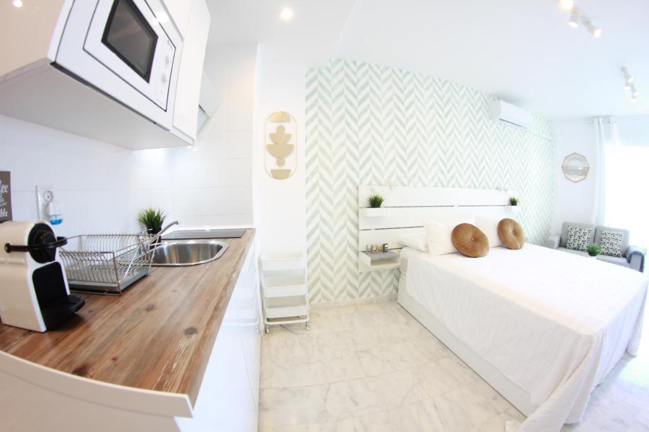 شقة Torremolinos - New Central Studio Plata With Balcony المظهر الخارجي الصورة