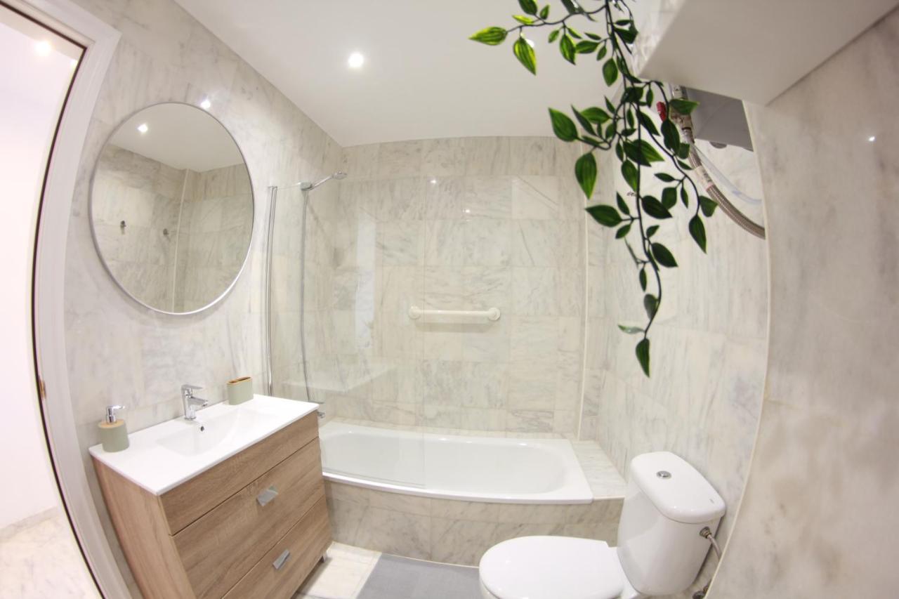 شقة Torremolinos - New Central Studio Plata With Balcony المظهر الخارجي الصورة