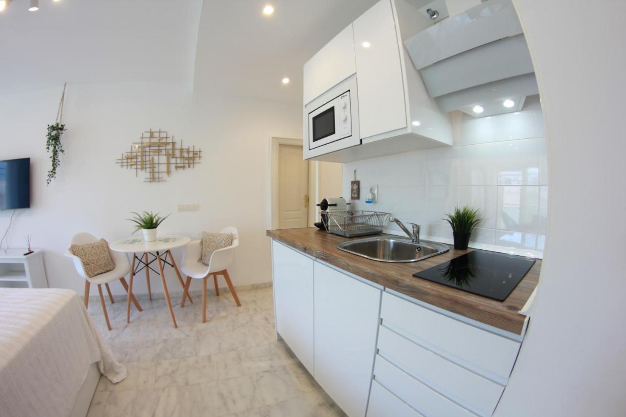 شقة Torremolinos - New Central Studio Plata With Balcony المظهر الخارجي الصورة