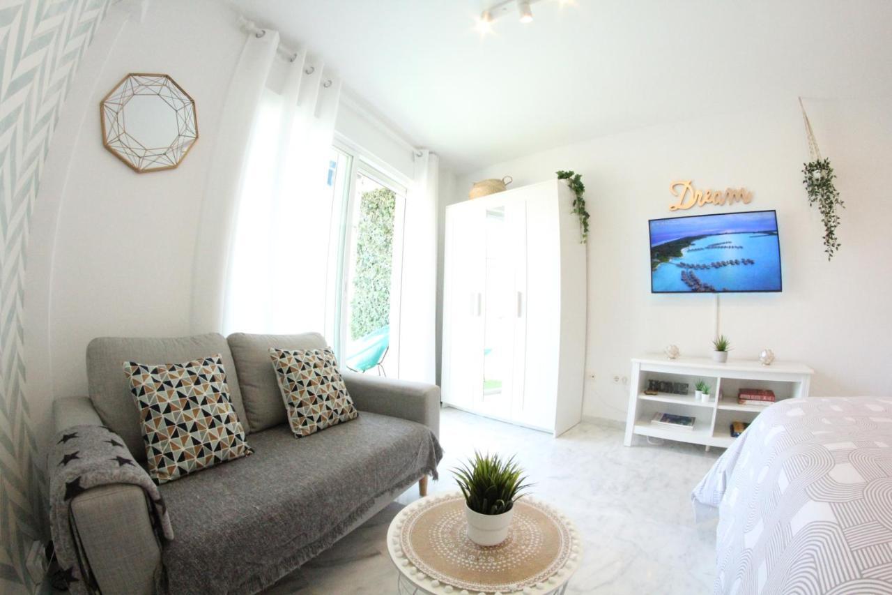 شقة Torremolinos - New Central Studio Plata With Balcony المظهر الخارجي الصورة