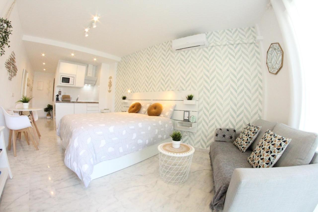 شقة Torremolinos - New Central Studio Plata With Balcony المظهر الخارجي الصورة